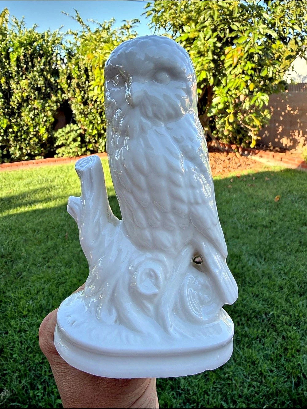 Irice white owl vintage perfume lamp
